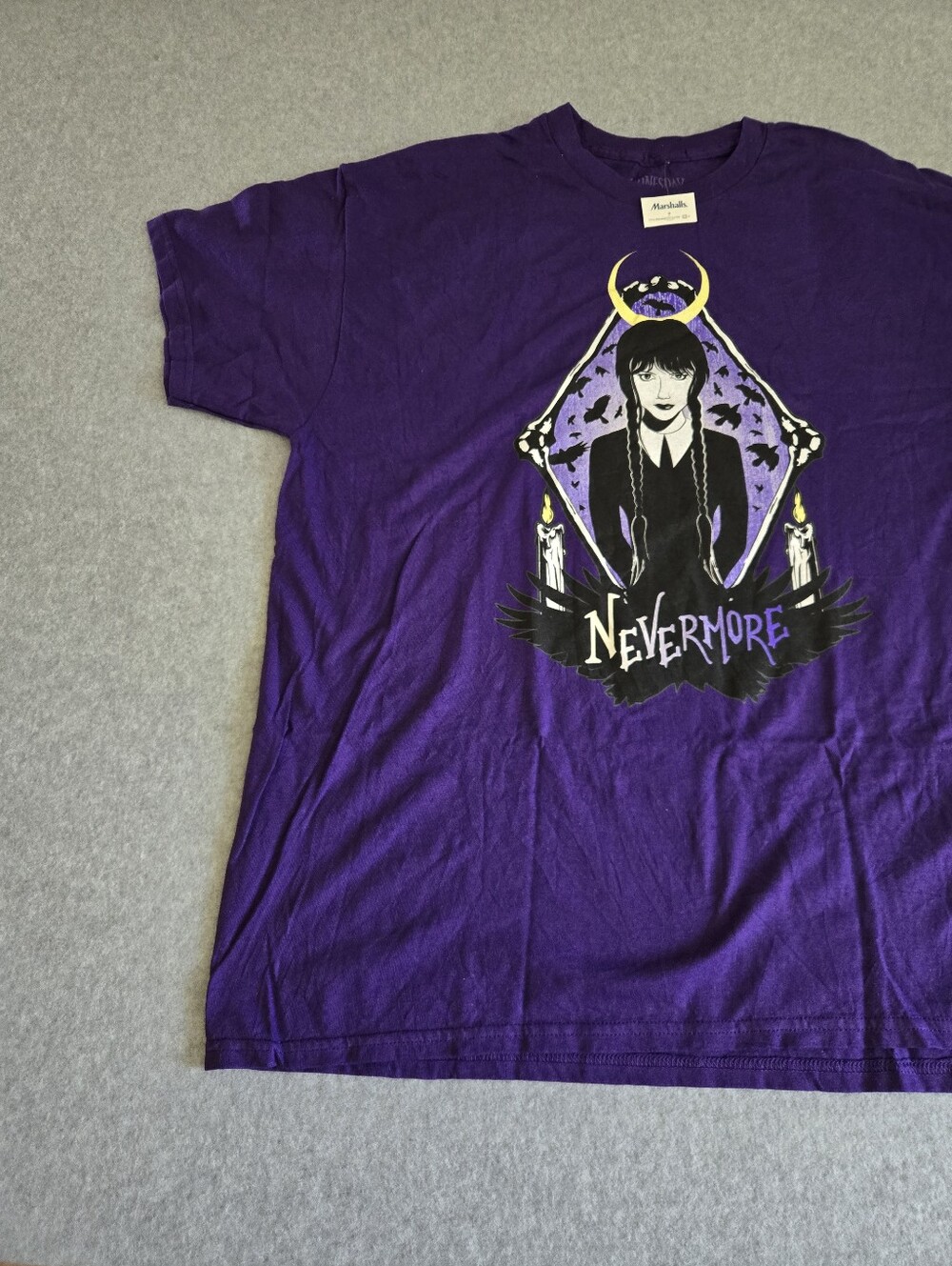 Unisex Wednesday Adams Nevermore Portrait T-Shirt X-Large Purple - Picture 2 of 10